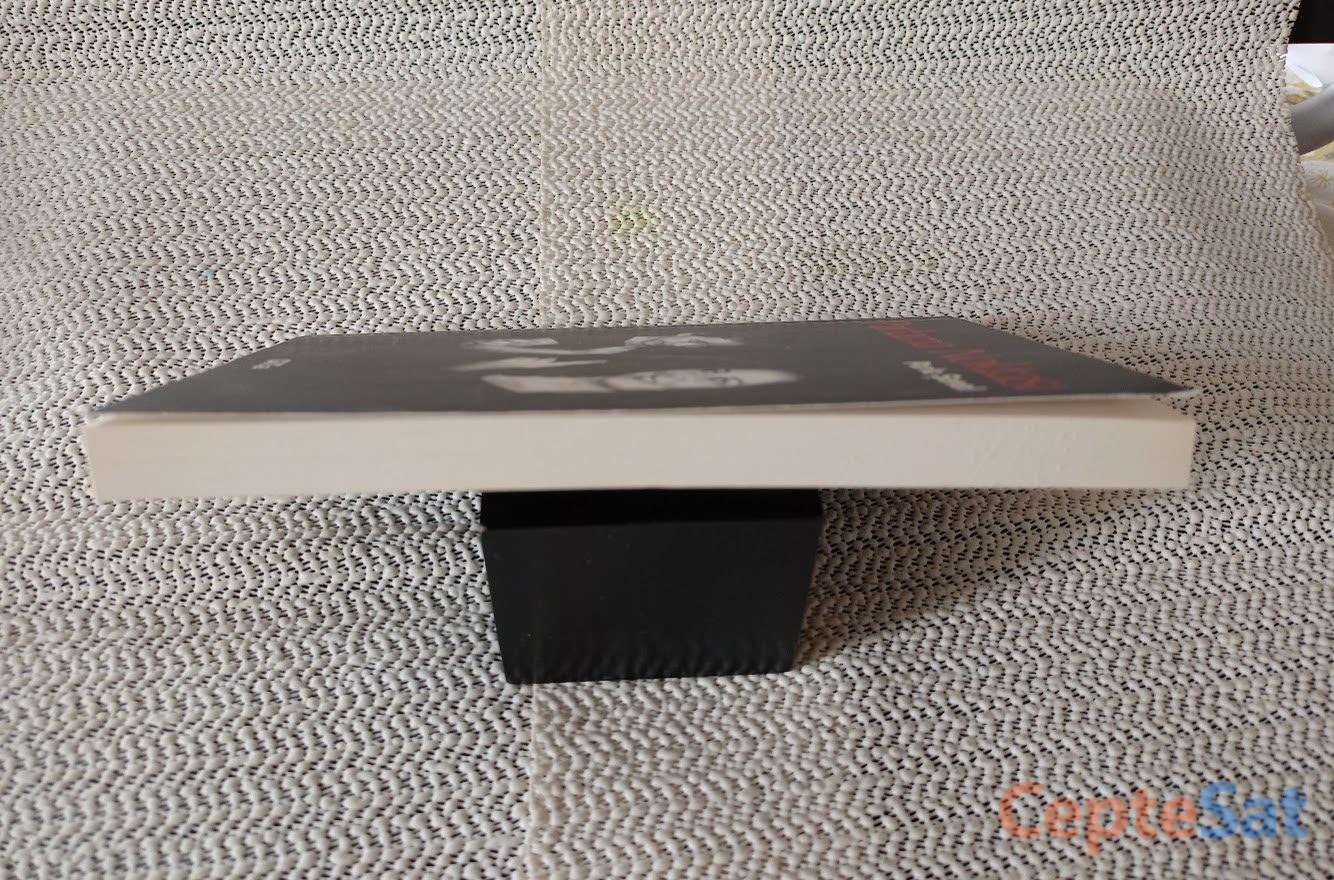 PARLAMA NOKTASI. PARLA ŞENOL ISLAK İMZALI.. - İstanbul Beşiktaş