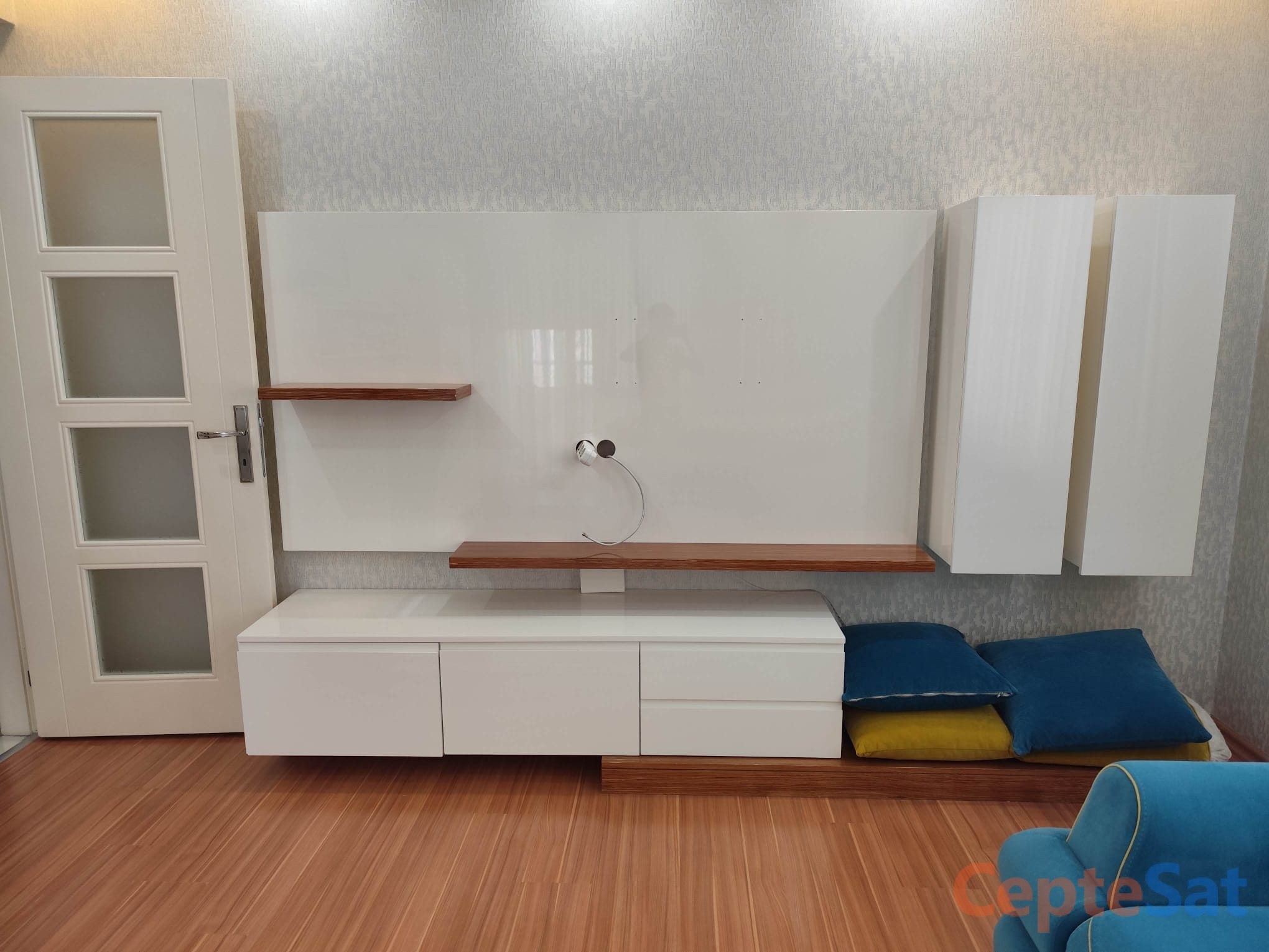 LED Işıklı Modern TV Ünitesi – Temiz ve Yeni Ayarında - Gaziantep Şehitkamil