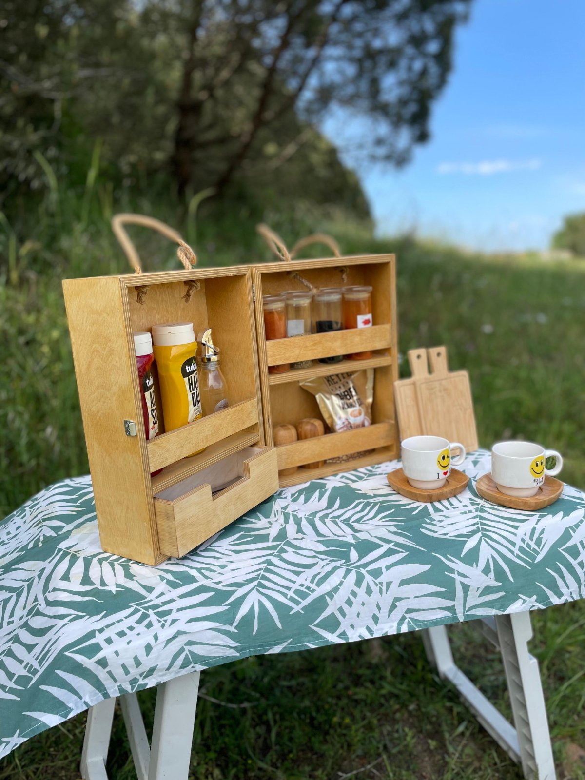 Ahşap Kamp Baharatlığı ve Piknik Çantası